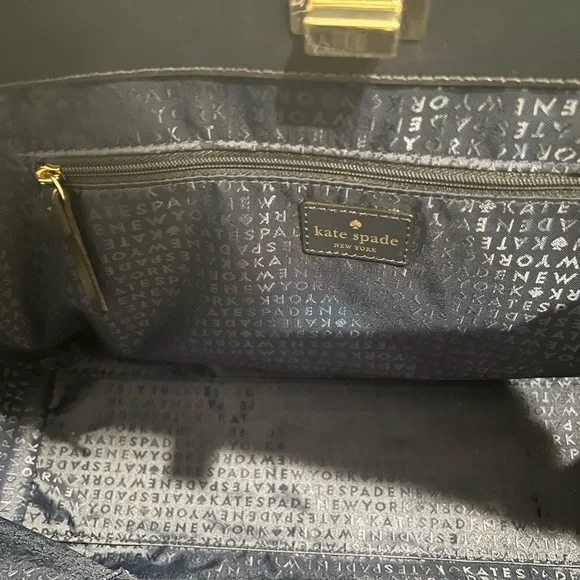 Elegant Navy Blue Leather Handbag - Picture 2 of 6